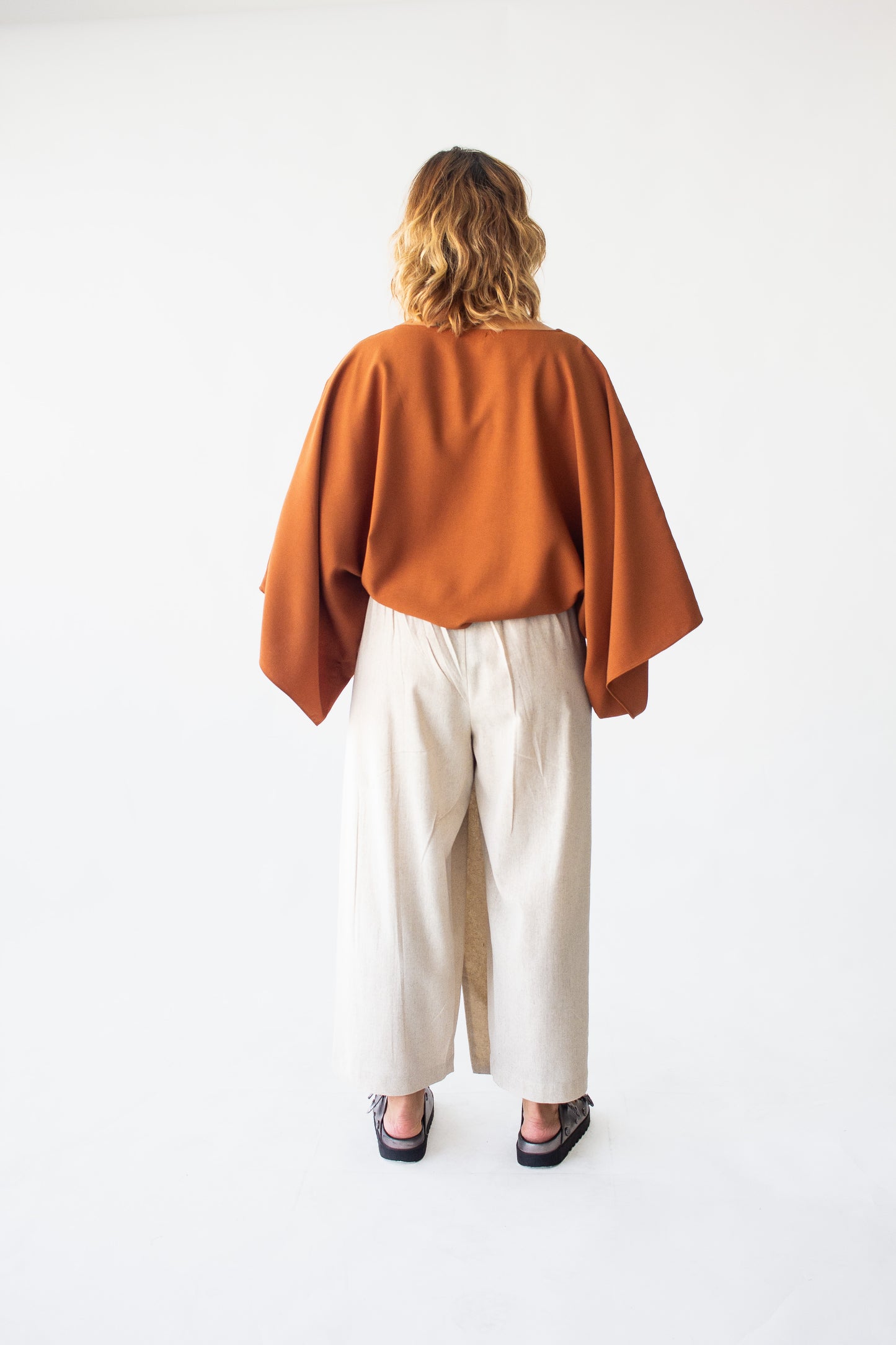 Calça Pregas em Linho